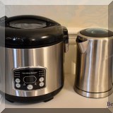 K04. Bread maker and other kitchen items. 